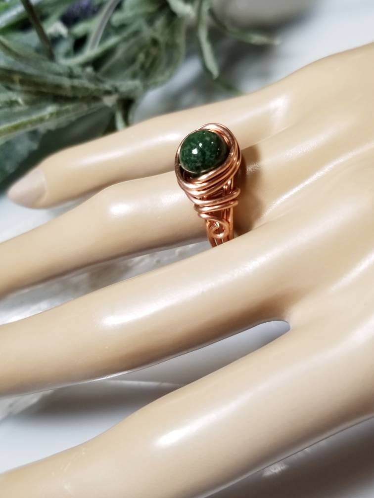 Green Jade Celtic Meditation Ring