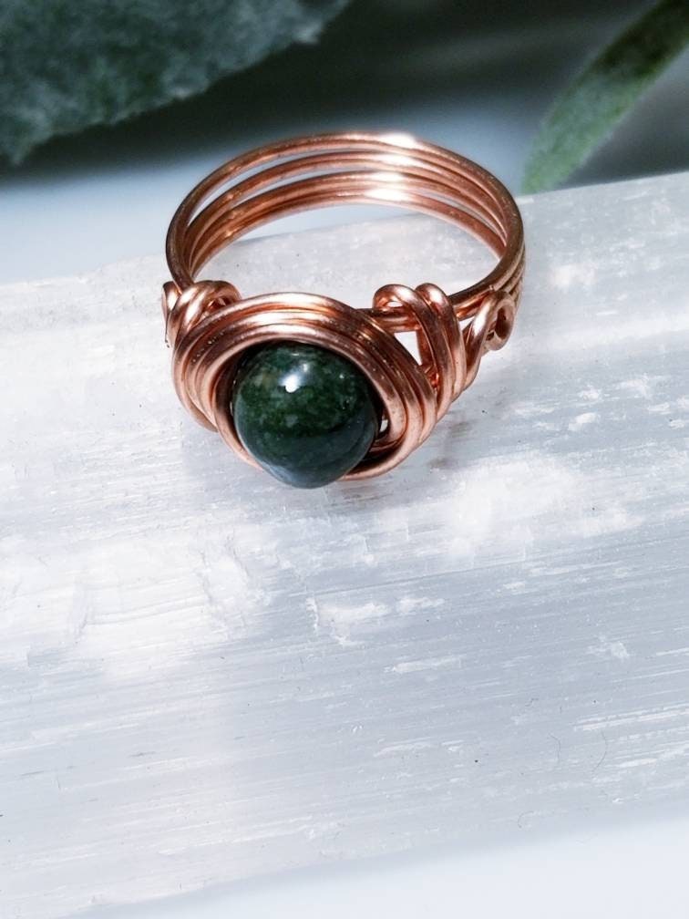 Green Jade Celtic Meditation Ring
