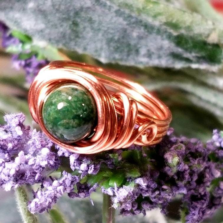Green Jade Celtic Meditation Ring