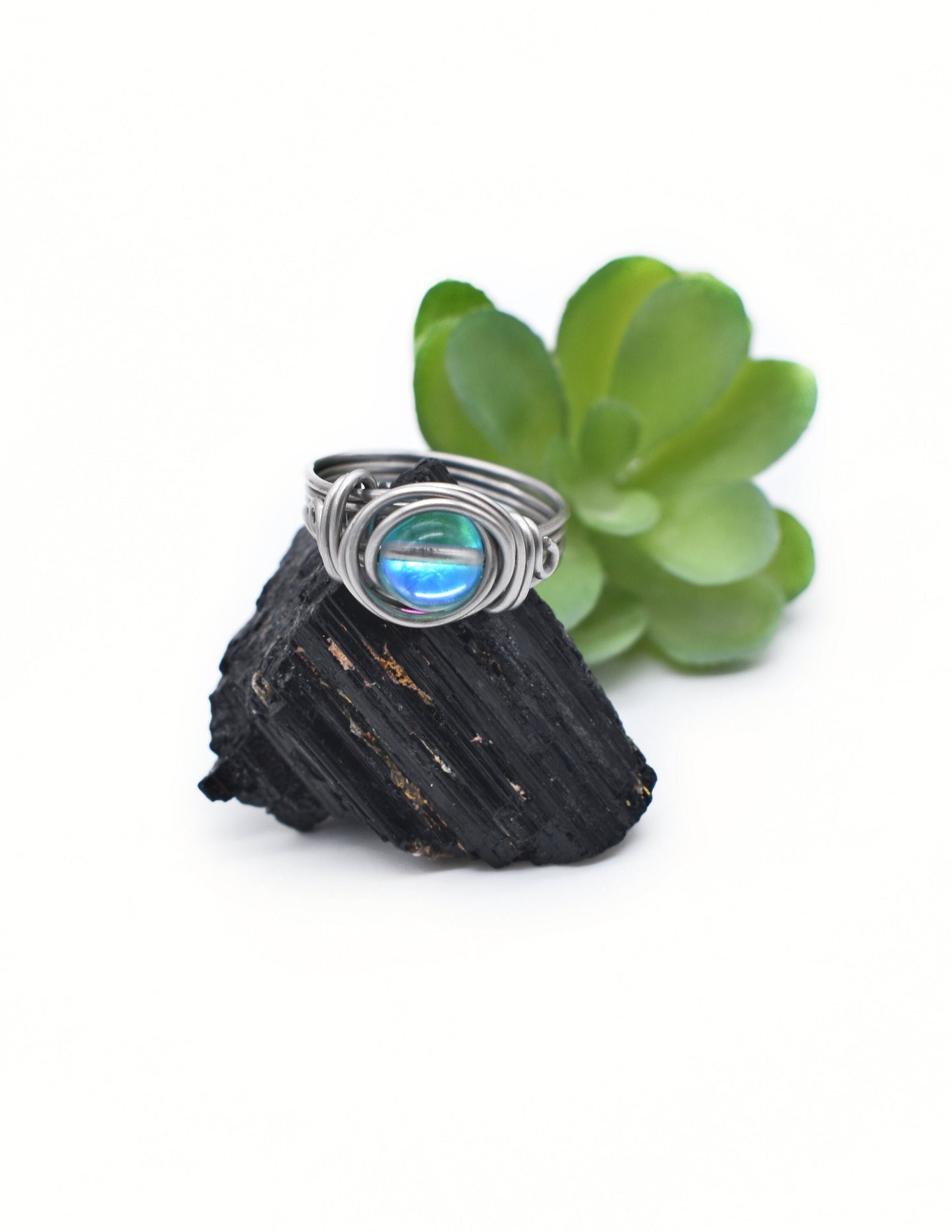 Blue Aura Quartz Celtic Meditation Ring