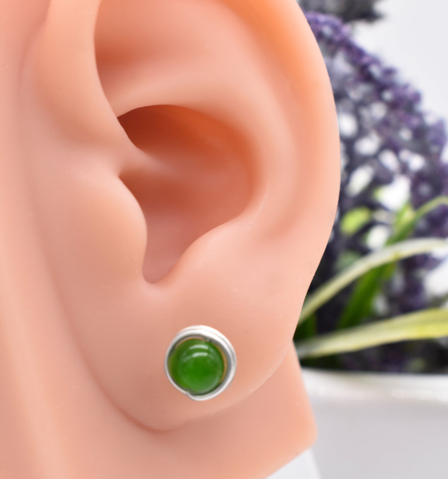 🌿 Jade Studs 6mm-Grounding, Prosperity and Emotional Balance🌿