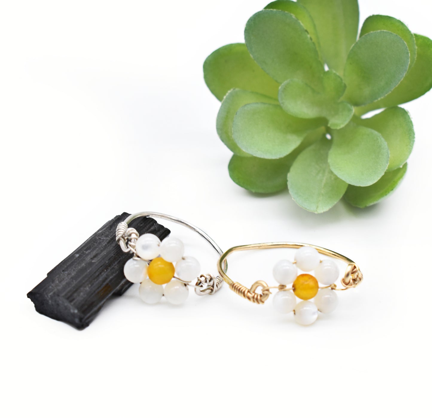 Healing Pearl and Yellow Jade Flower Rings – Joy, Wisdom & Feminine Radiance🌞