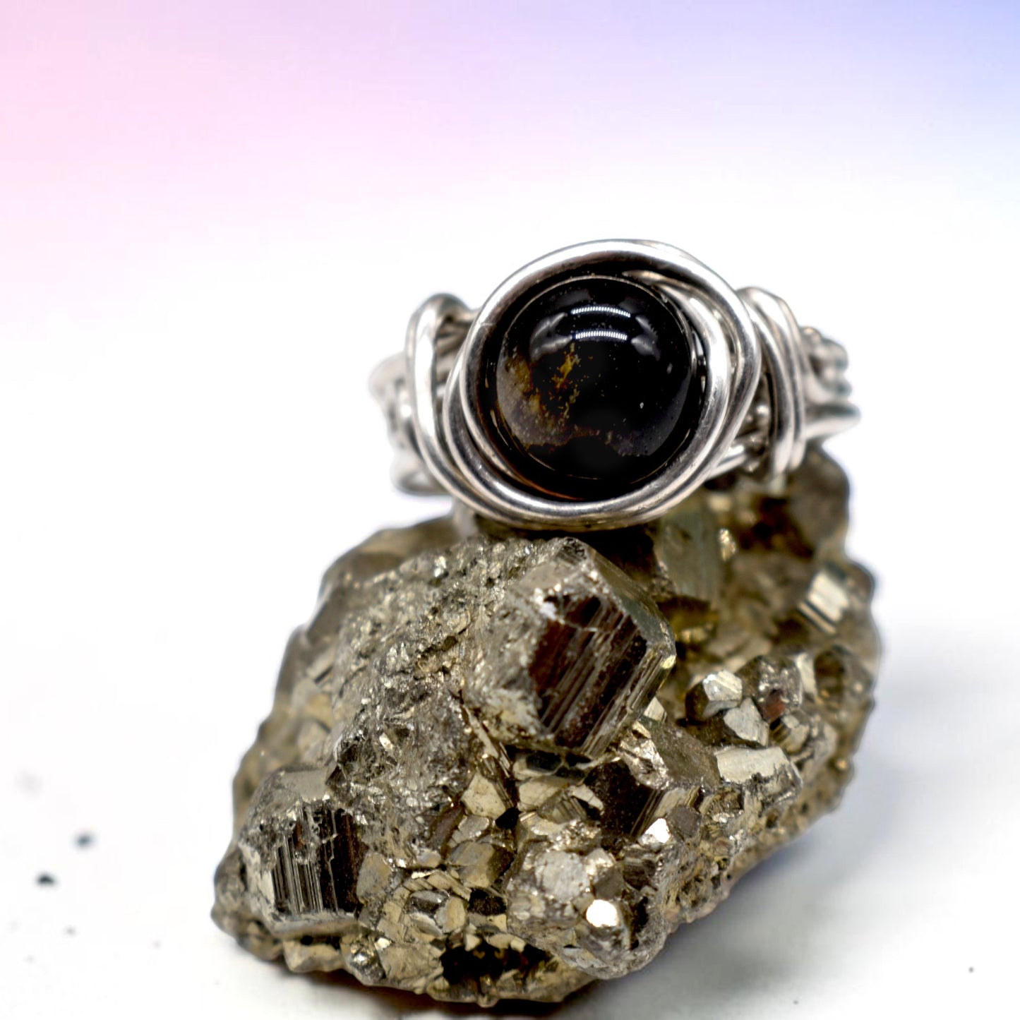 ✨ Golden Obsidian Ring