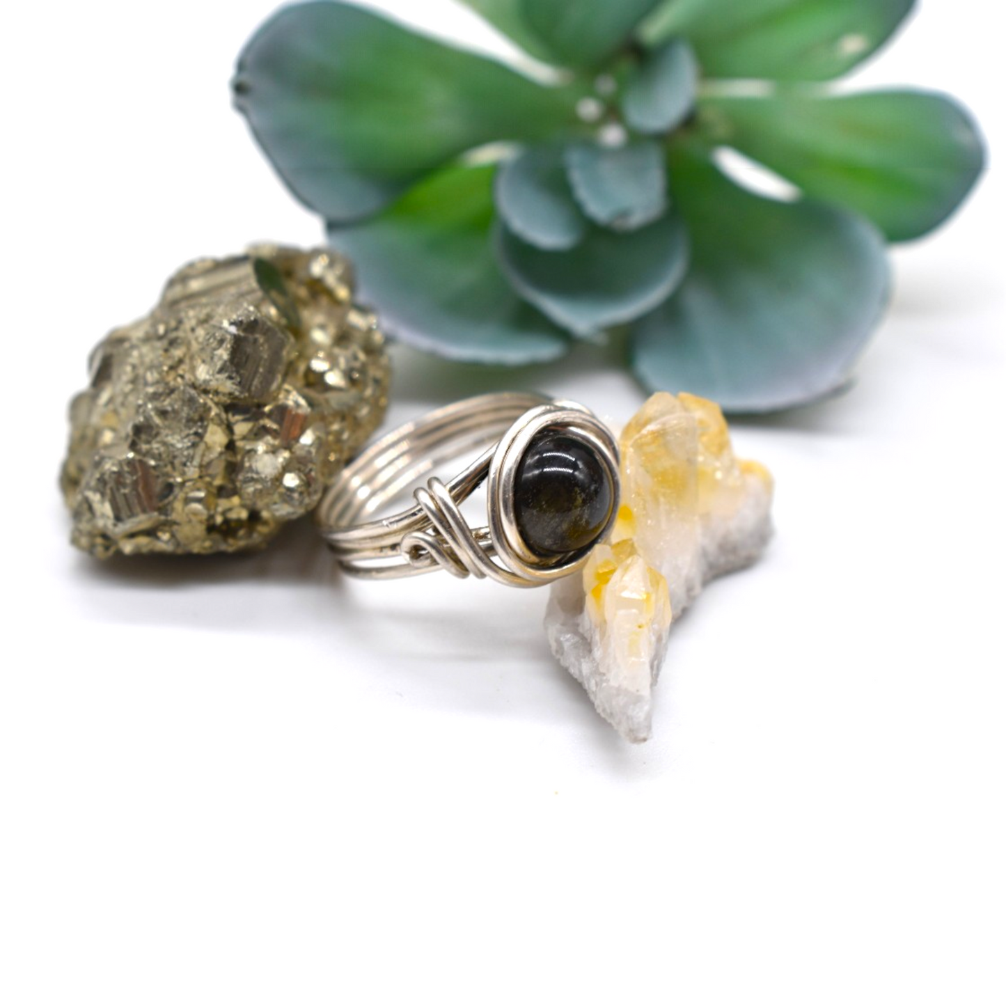 ✨ Golden Obsidian Ring