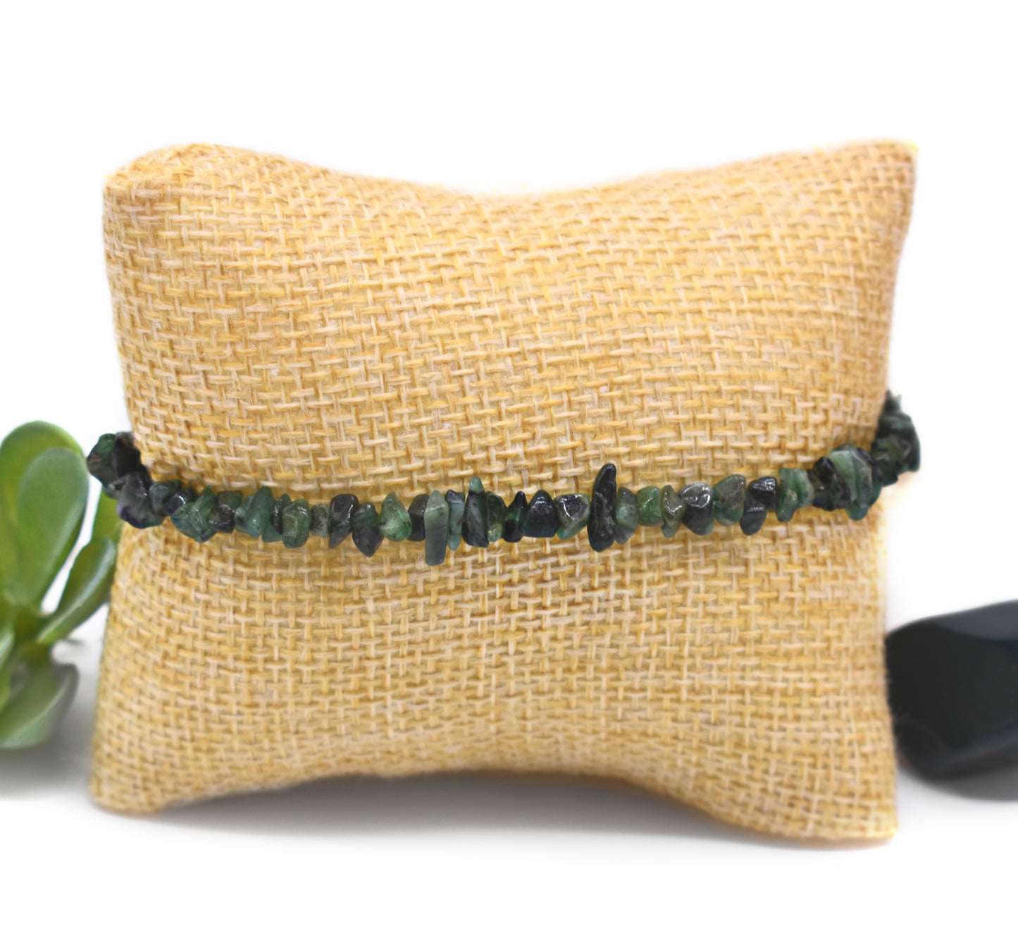 Healing Emerald Chip Bracelet – Heart Chakra Alignment with Lobster or Magnetic Clasp