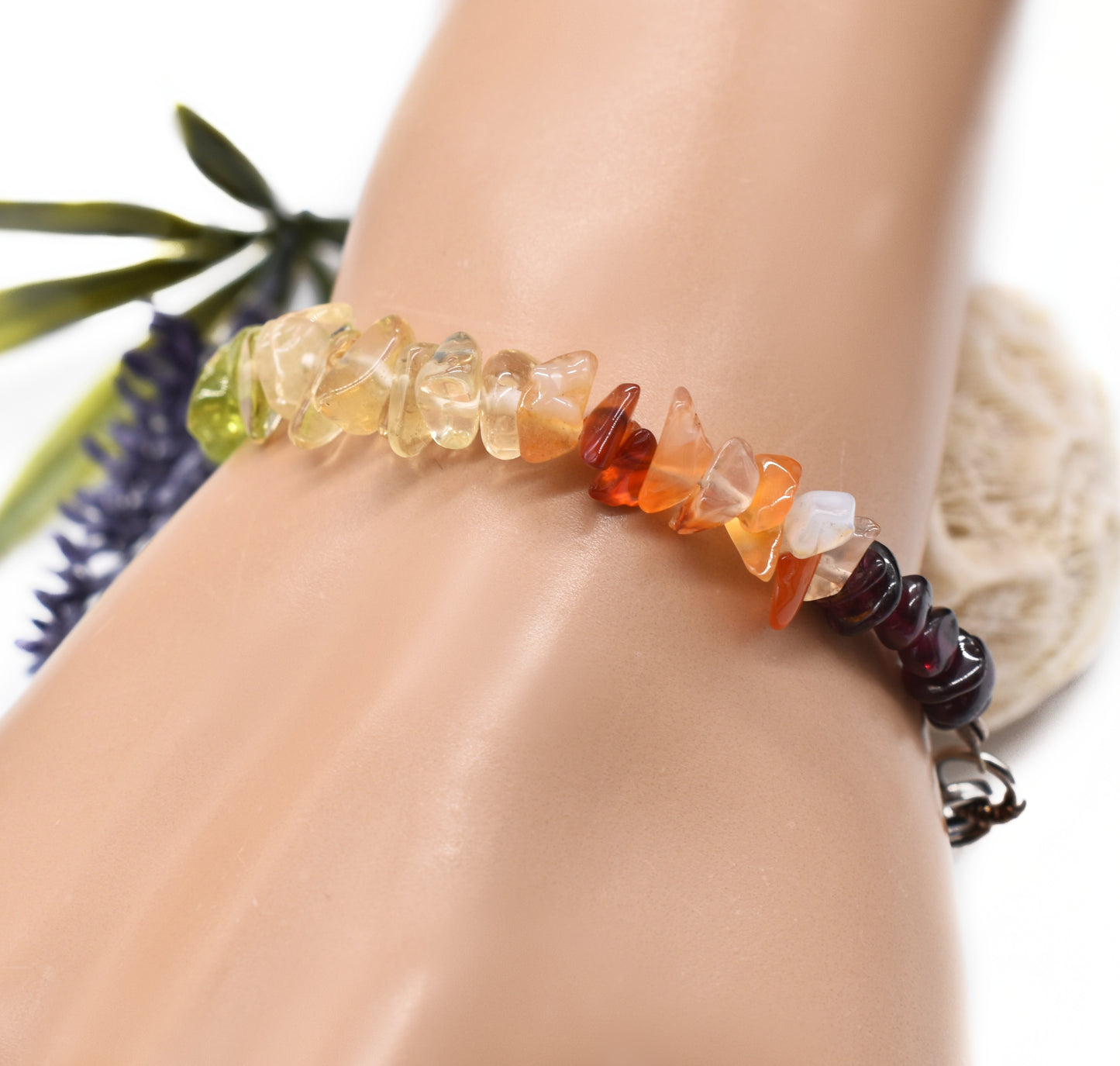 Healing Chakra Gemstone Chip Bracelet – Quartz, Amethyst, Lapis, Peridot, Citrine, Carnelian and Garnet