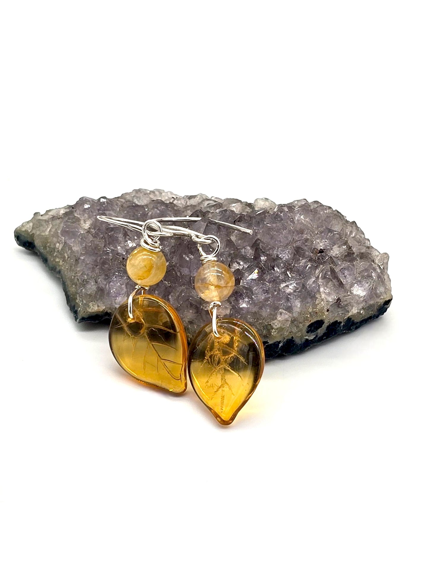 Enchanted Leaf Dangle Earrings✨🍂