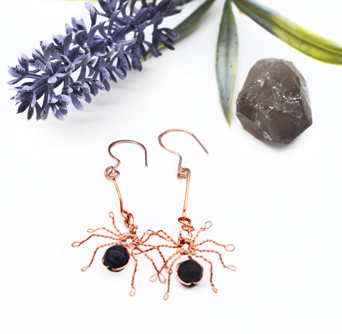 Halloween Spider Earrings: Spooky Elegance with a Touch of Magic