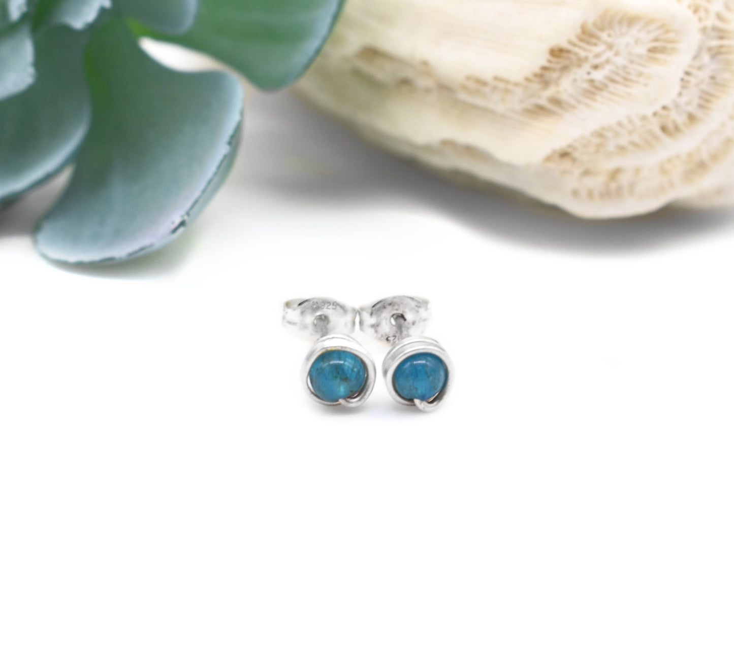 Apatite 4mm Studs