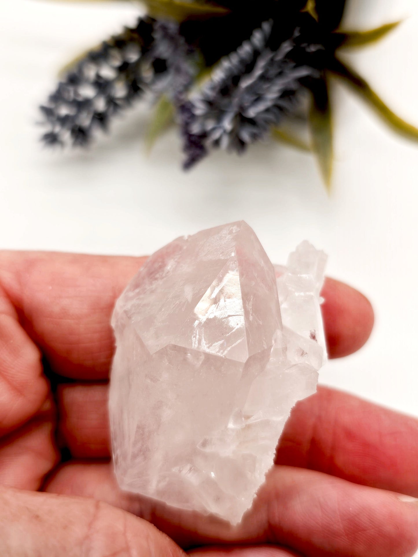 ✨ Raw Quartz Crystal – Genuine Reiki Healing Stone ✨